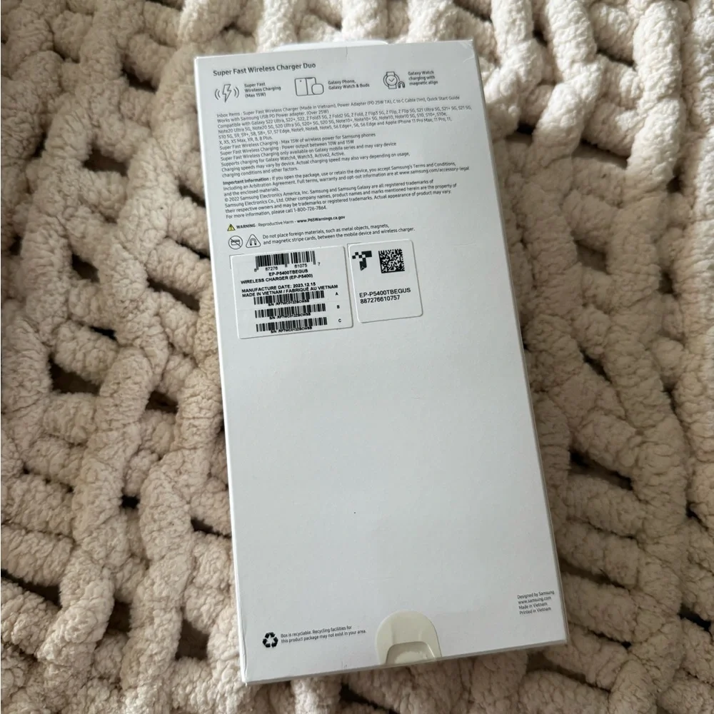 Samsung 15W Wireless Charger Duo with Travel Adapter, Dark Gray